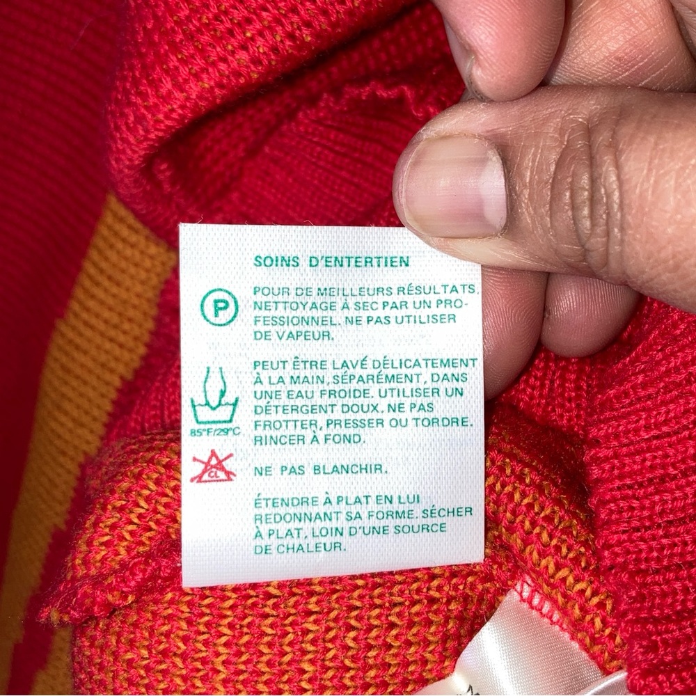 Obermeyer Sweater Round Neck  Men's M Ski Apine   Red Blue Yellow - Picture 12 of 14
